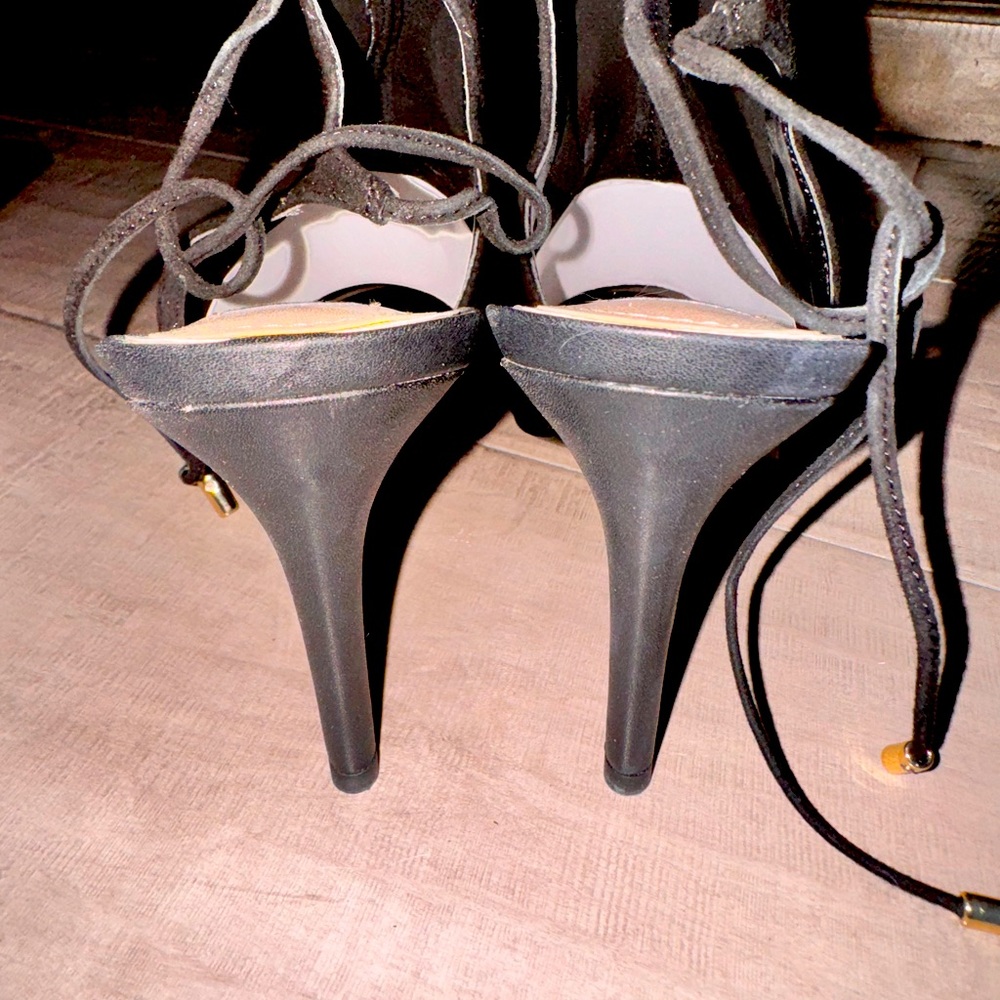 White House Black Market “ISLA” Open Toe Shootie - Picture 7 of 9
